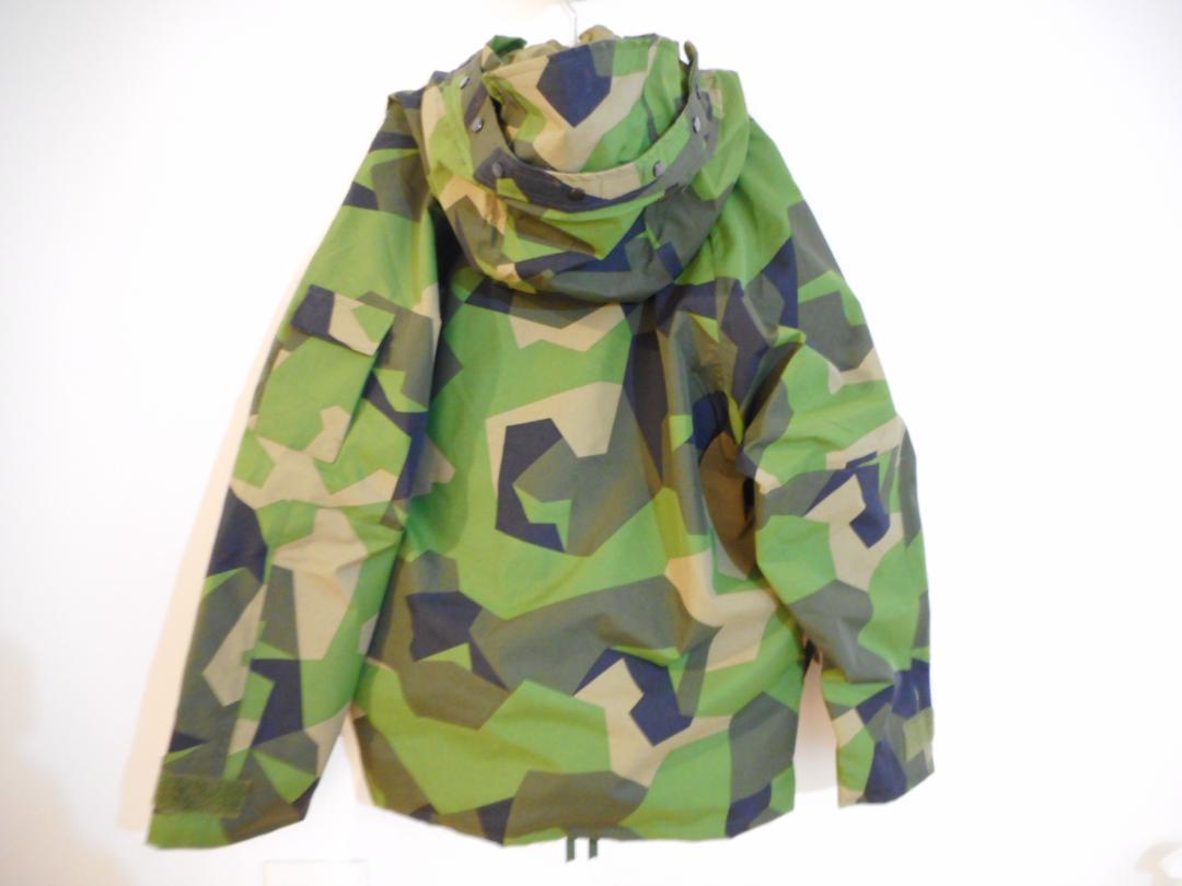 新品本物 スウェーデン軍 M90 ECWCS Parka パーカー 迷彩 サイズ L
