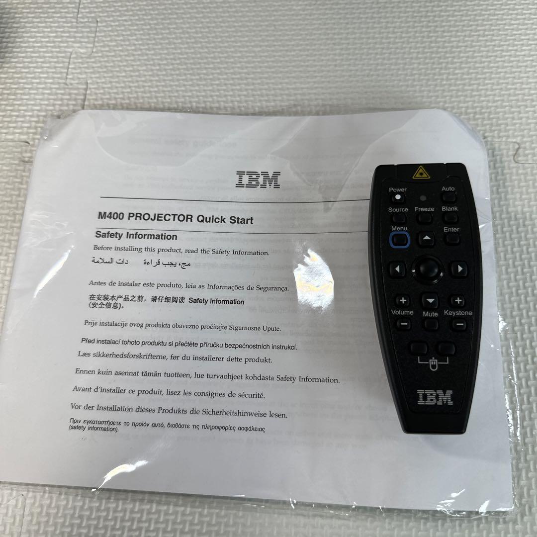 IBM プロジェクター　M400 マイクロポータブルプロジェクター