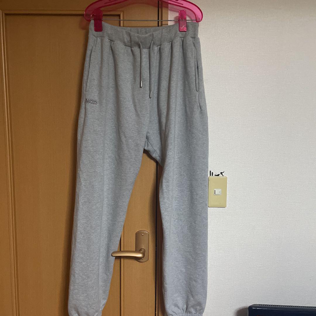 MOD WRLD HIGH GRADE SWEAT PANTS MOD WRLD HIGH GRADE SWEAT PANTS