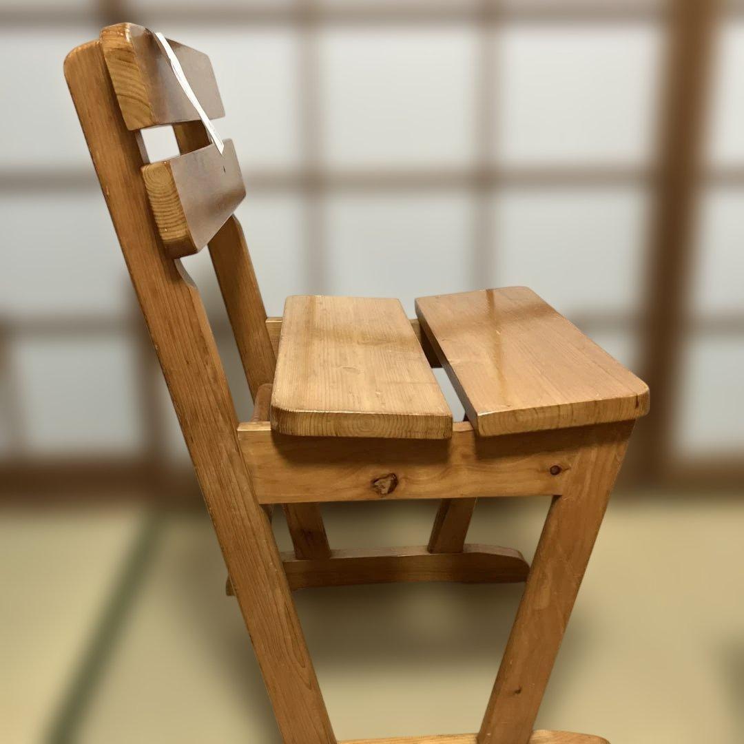 B木製シンプルダイニングチェア