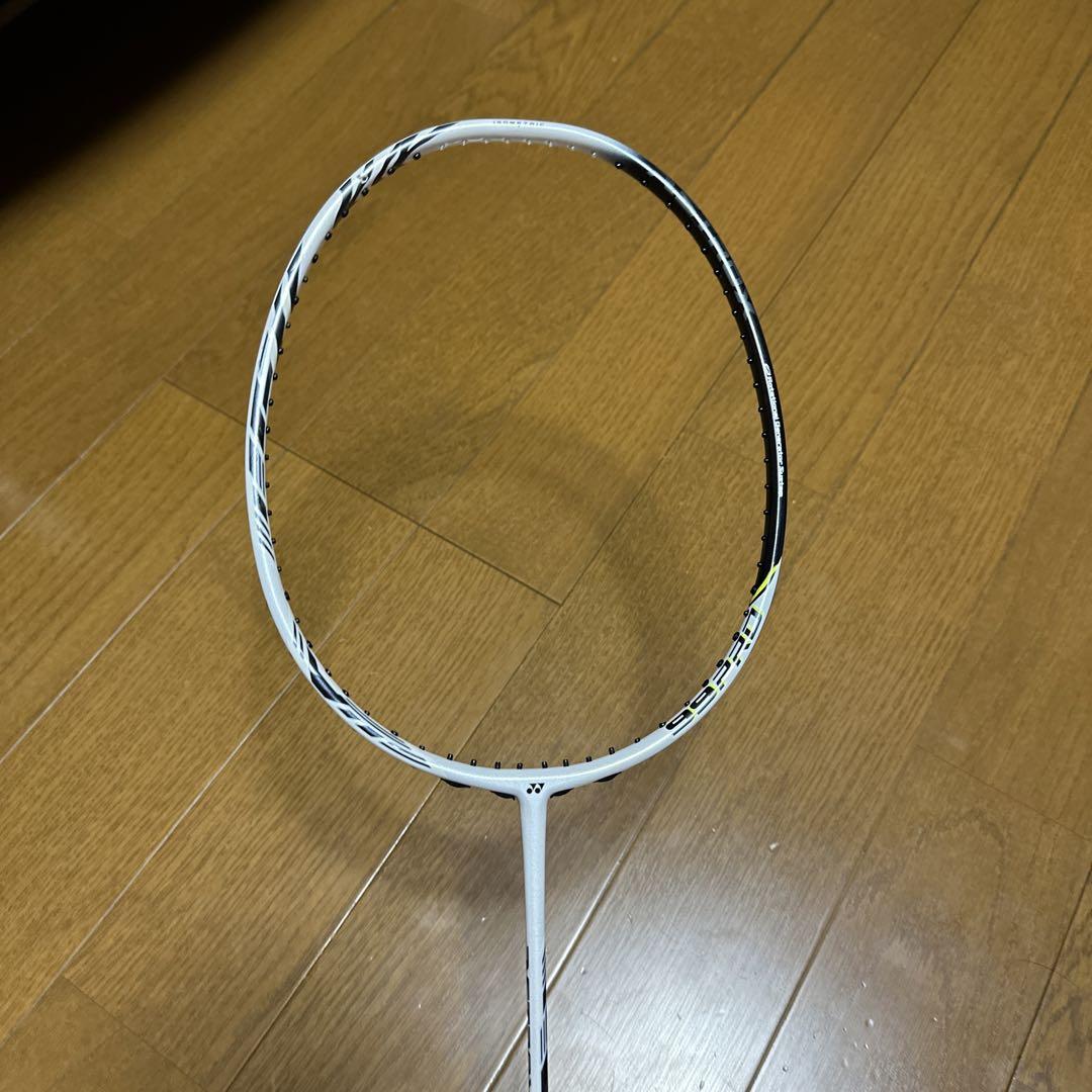 バドミントン　アストロクス99プロ　 3UG5 美品 アストロクス99プロ 3ug5 ヨネックス バドミントンラケット