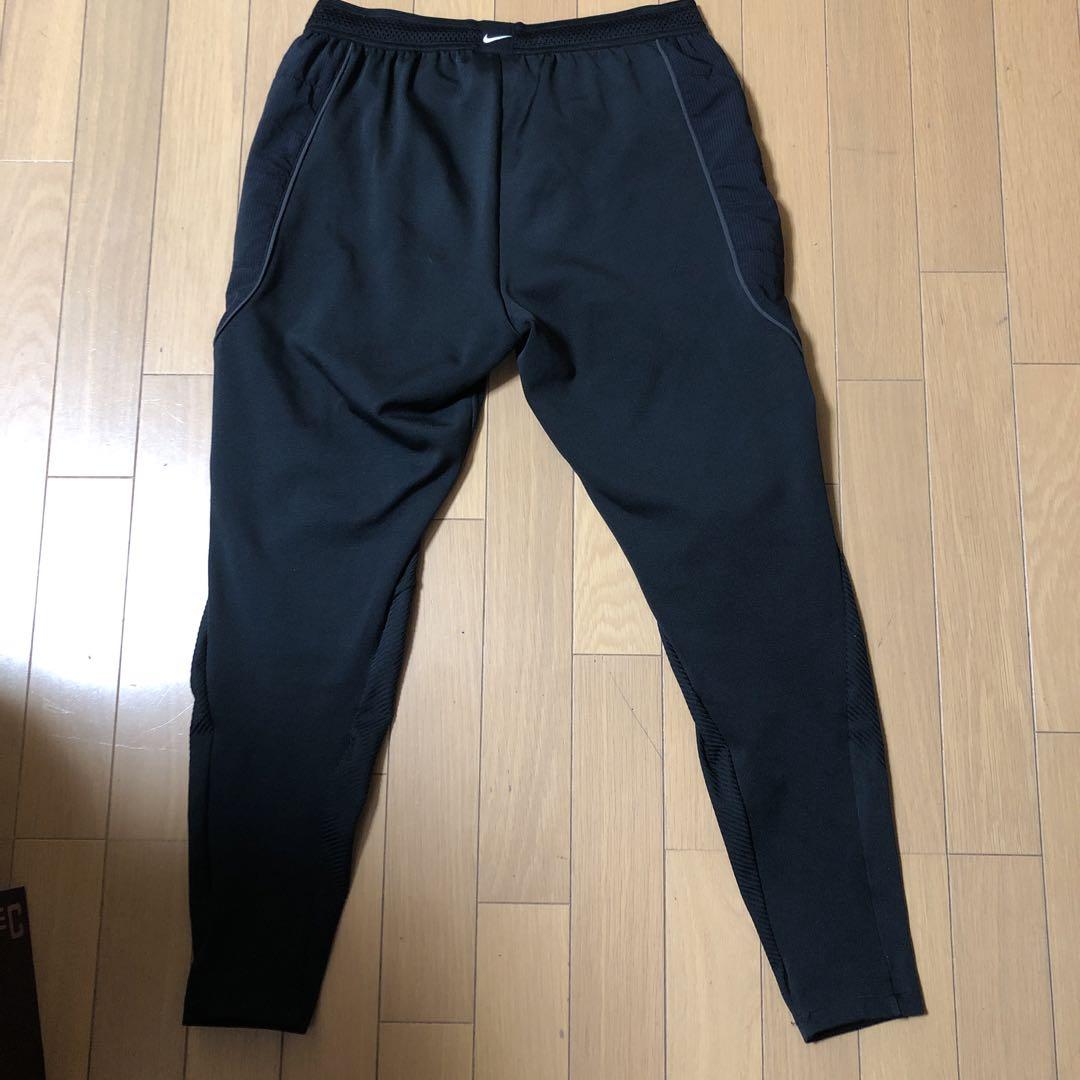 Nike ハーフジップ長袖シャツ ブラック