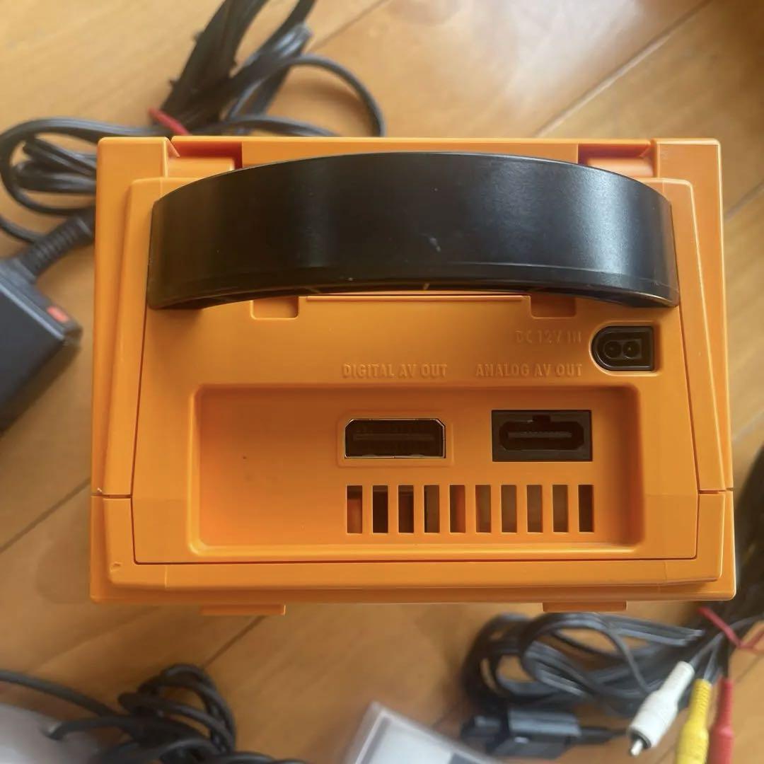 Nintendo ゲームキューブ　オレンジ