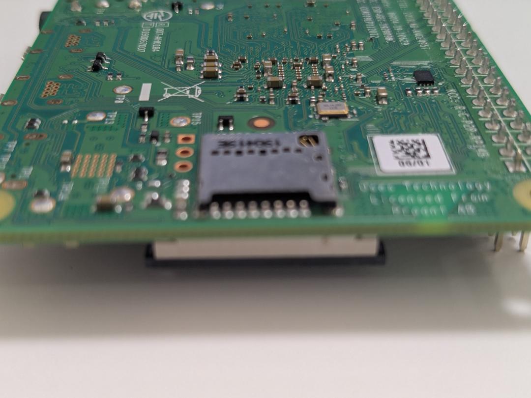 Raspberry Pi 4 Model B / キーボード・マウスセット Raspberry Pi 4 Model B / キーボード・マウスセット - メルカリ