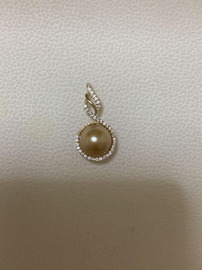 シルバー　海水真珠ペンダント9.5mm