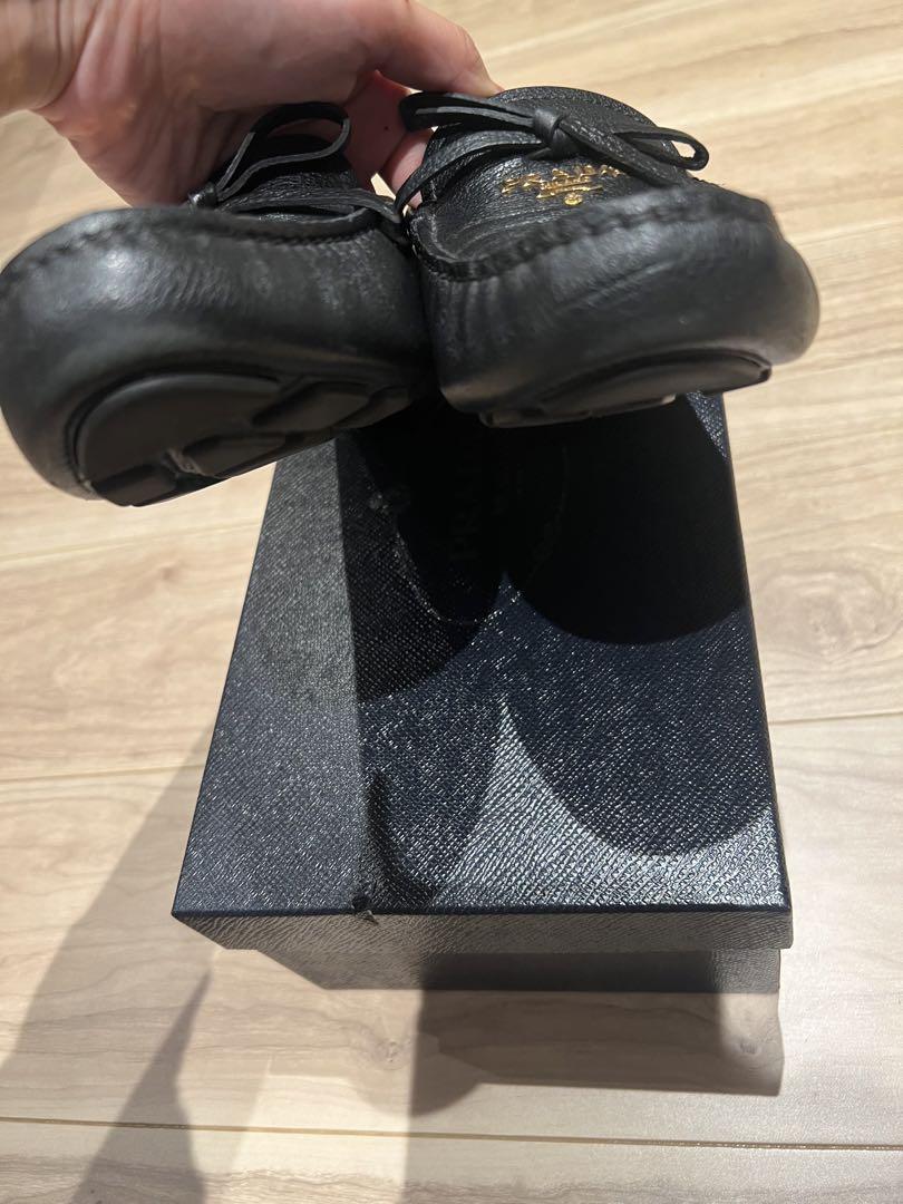 PRADA 黒 レザー ローファー