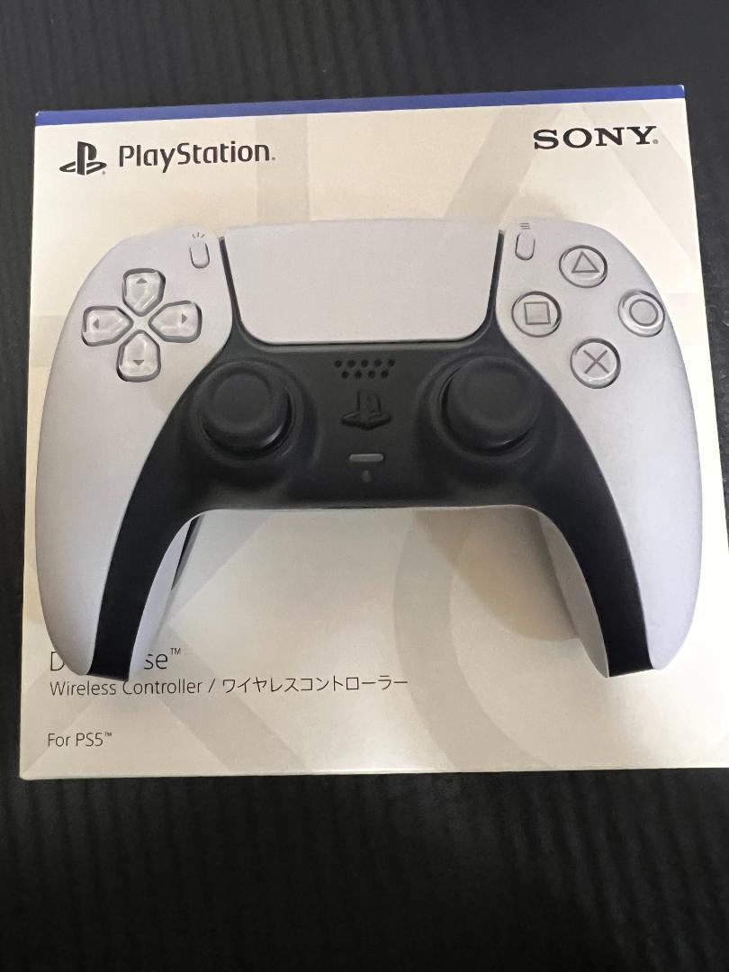 PlayStation 5(本体) ＋新品と中古コントローラー＋ヘッドフォン付