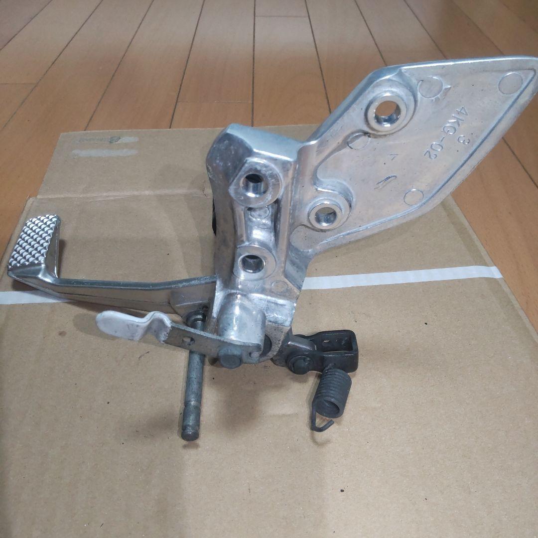 ステップ　ブレーキ、チェンジペダル（xjr1300）