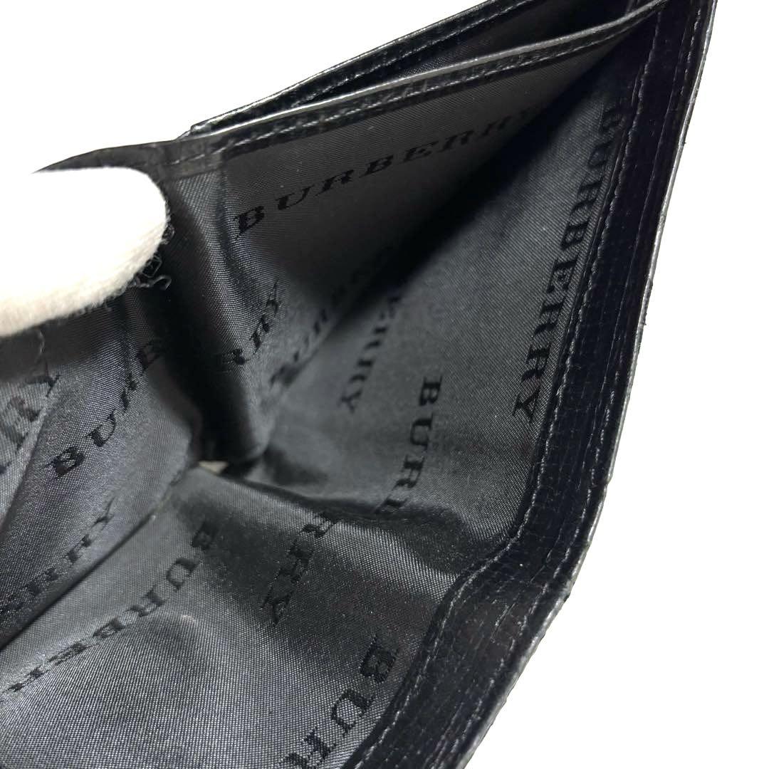 uyass 　BURBERRY バーバリー　ブラック黒　ノバチェック