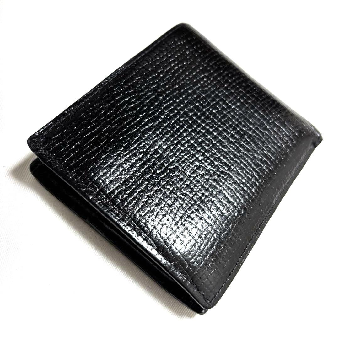 uyass 　BURBERRY バーバリー　ブラック黒　ノバチェック