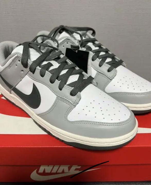 Nike WMNS DunkLow White Light Smoke Grey