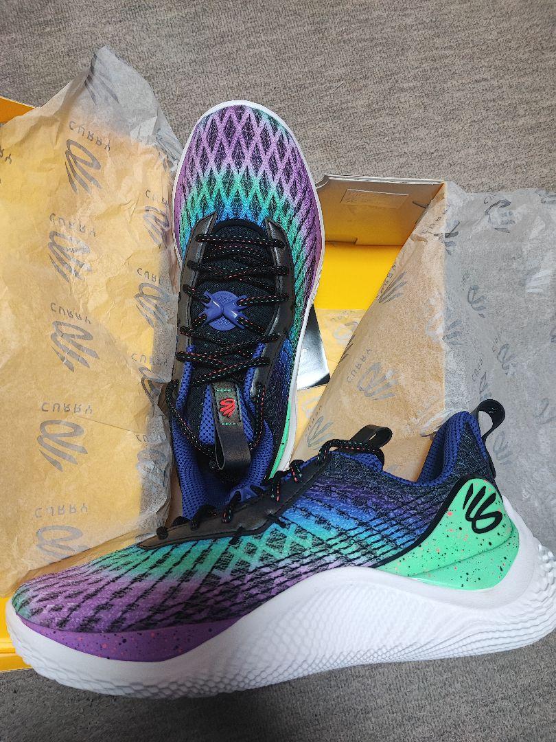●UNDER ARMOUR