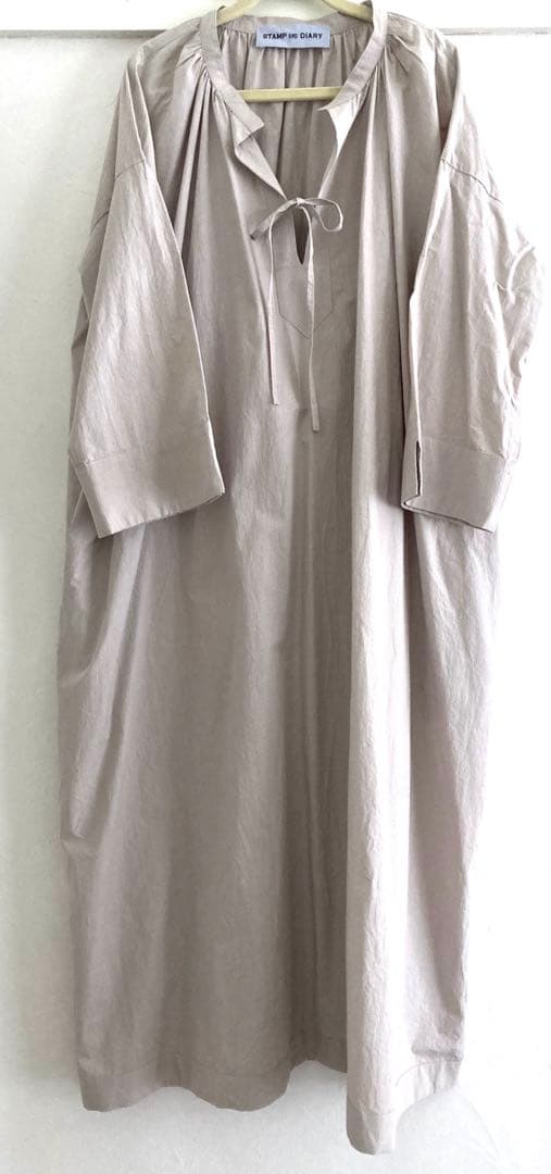 daja ペザントワンピース ベージュ 美品 新入荷 4800円引き wulift.com