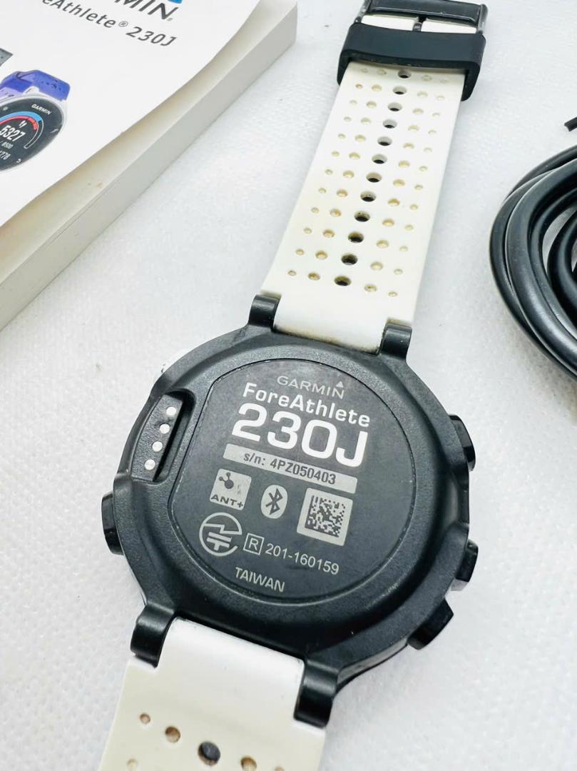 【美品】Garmin ガミン ForeAthlete 230J (0403)