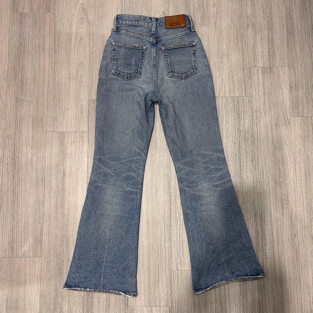 MOUSSY MVS FLARE デニム 24inch 即日発送 MOUSSY MVS FLARE ブーツカットデニム 24インチ MVS