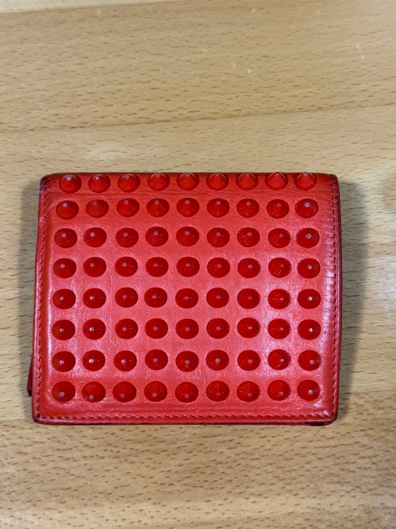 クリスチャンルブタン Christian Louboutin 二つ折り財布全体的に状態が悪い