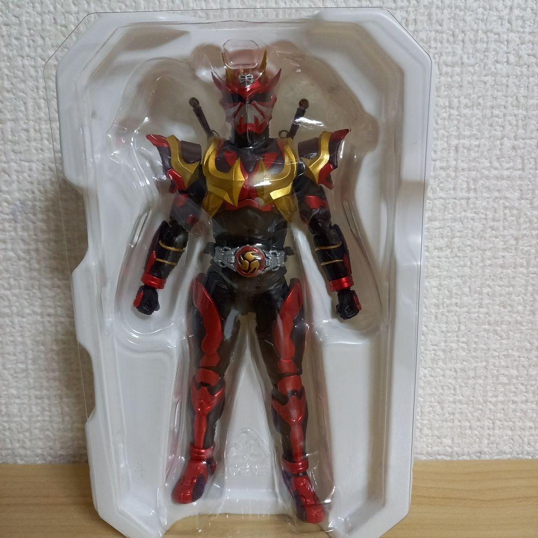 SHフィギュアーツ(真骨頂製法)装甲響鬼