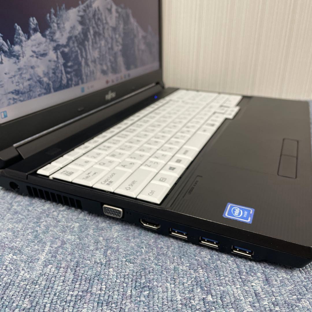 ノートパソコン　Windows11　オフィス付き　16GB　爆速SSD256GB