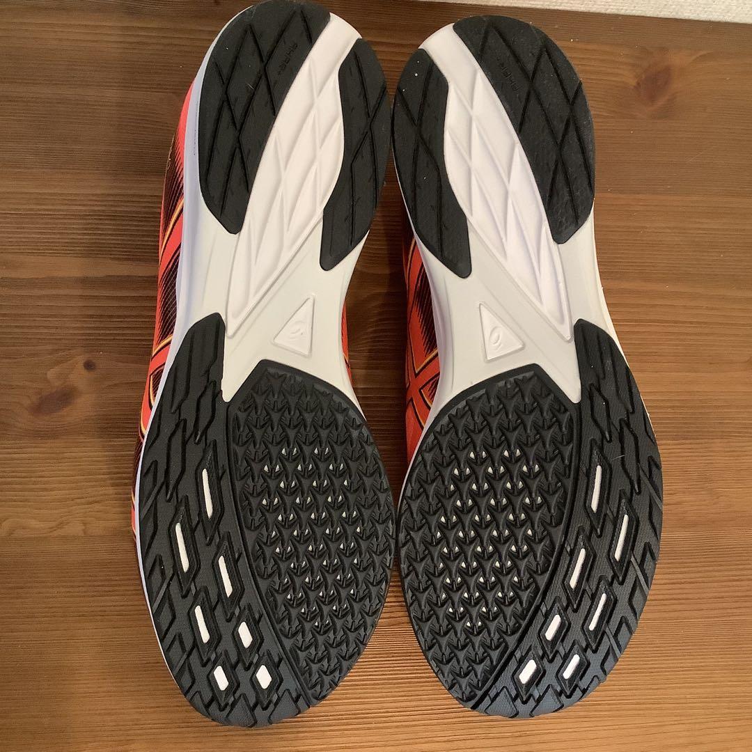 美中古　asics LYTERACER5　101B902 28.5cm