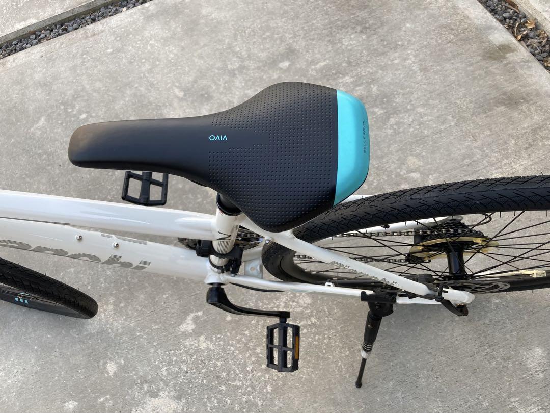 【最終値下げ！！】Bianchi C-Sport ホワイト クロスバイク
