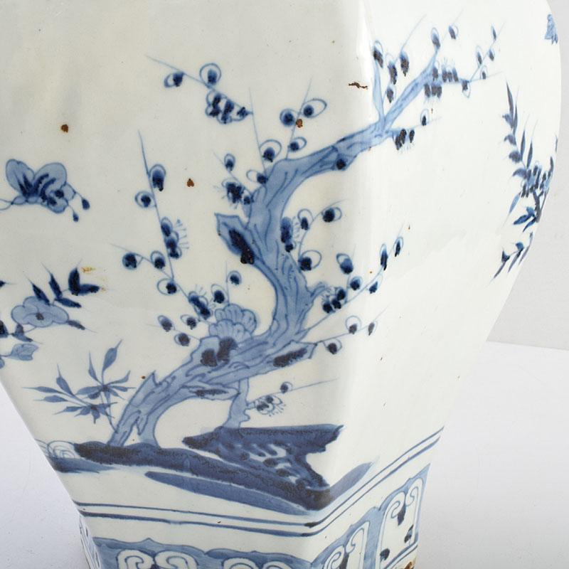 中国　大清乾隆年製　青花花文　六角大瓶　花瓶　壺　D　8941A 中国 大清乾隆年製 青花花文 六角大瓶 花瓶 壺 D 8941A - メルカリ