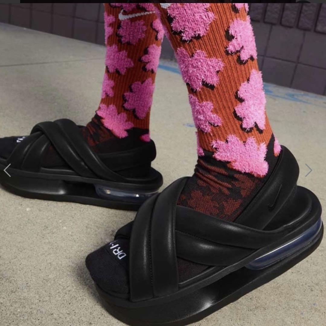 NIKE ISLA BLACK×BLACK 25㎝　ナイキ　アイラ　AirMax