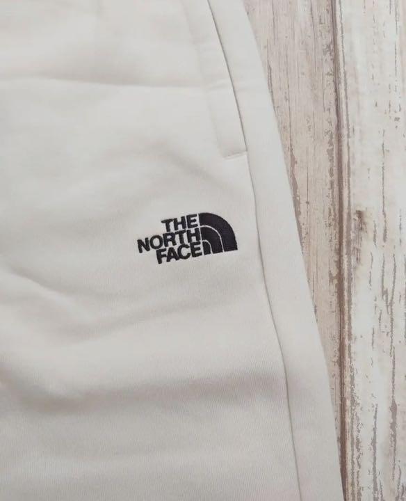 その他 【海外限定】TNF ジョガーパンツ ヴィンテージホワイト 日本XL