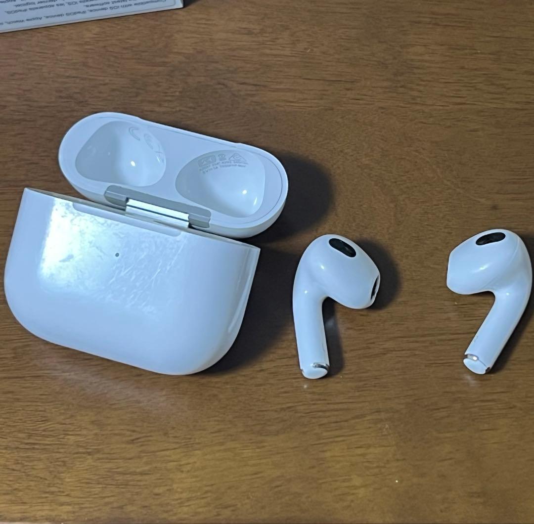 AirPods第3世代 本体 充電ケース きApple