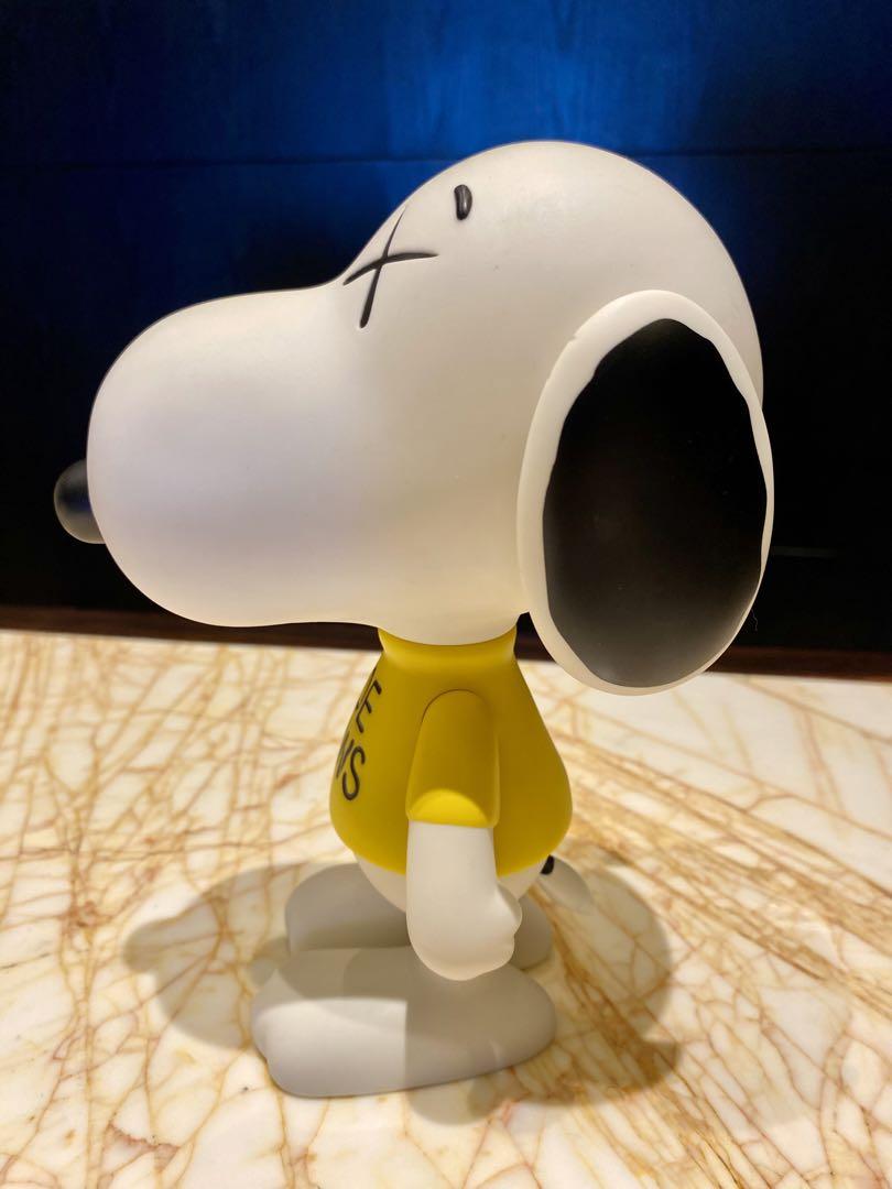 original fake KAWS MEDICOMTOY スヌーピー