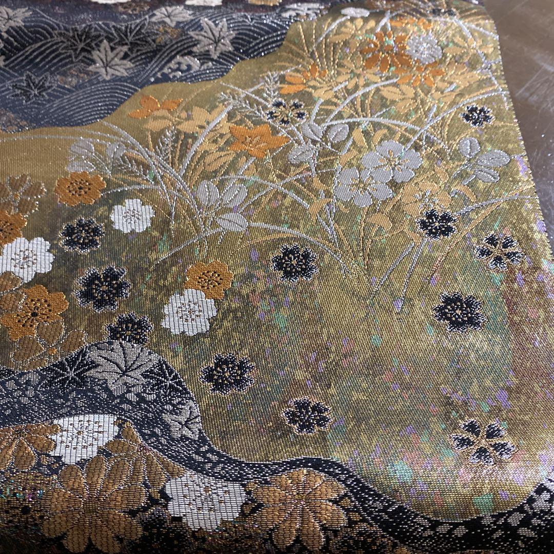 海外限定スパイク販売 新品、未仕立て 正絹 引き箔道長取りに草花模様織出し六通袋帯 着物・浴衣