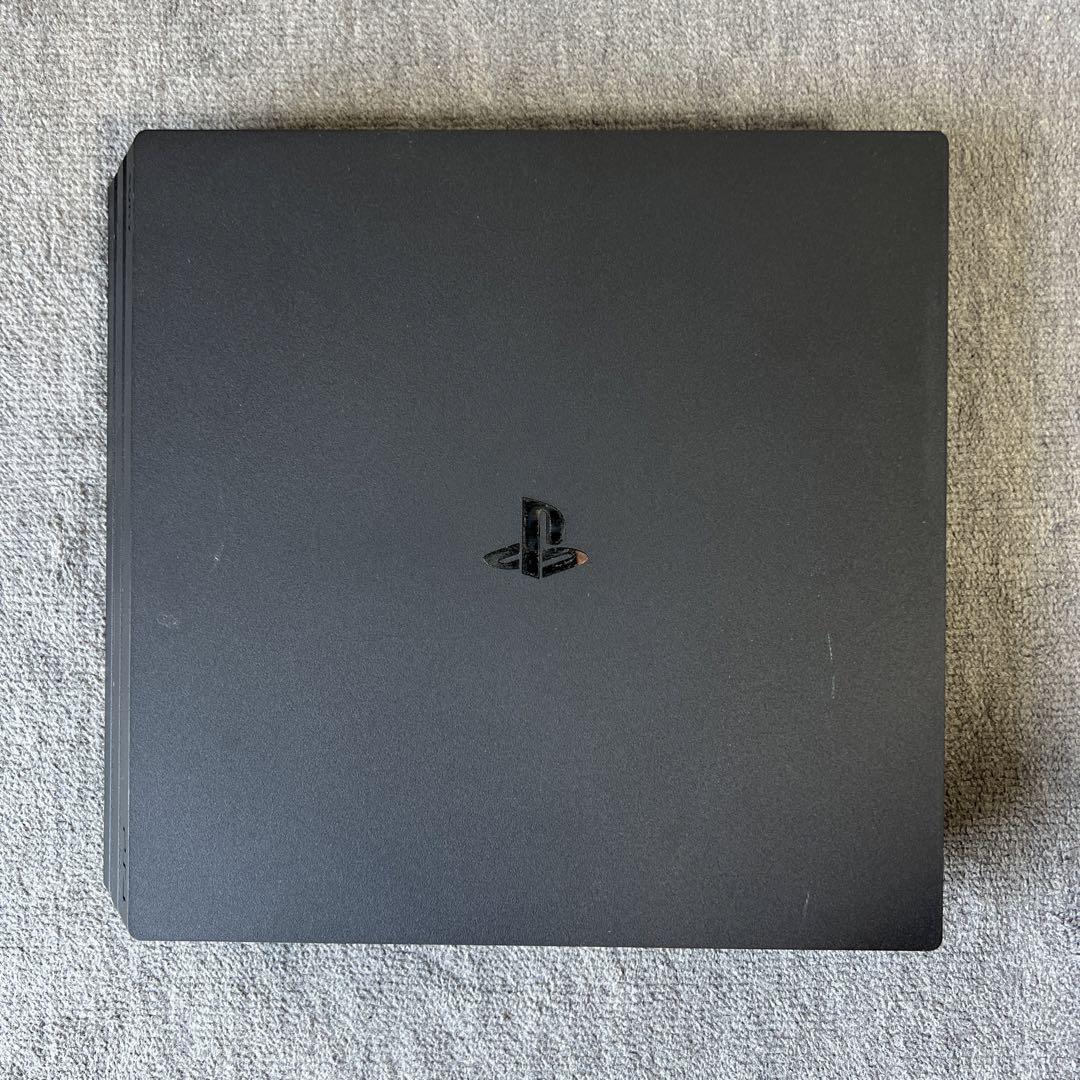 PS4 Pro 1TB 縦置きスタンド付き（PS4 Pro 1TB 縦置きスタンド