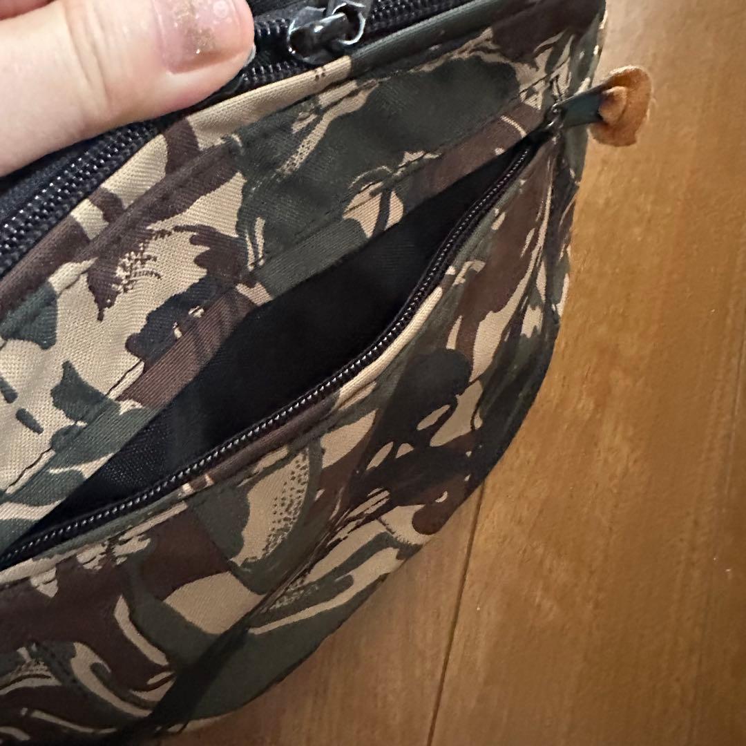 【週末限定値下】ヒステリックグラマー✖️ OUTDOOR プロダクツ ボディバッグ