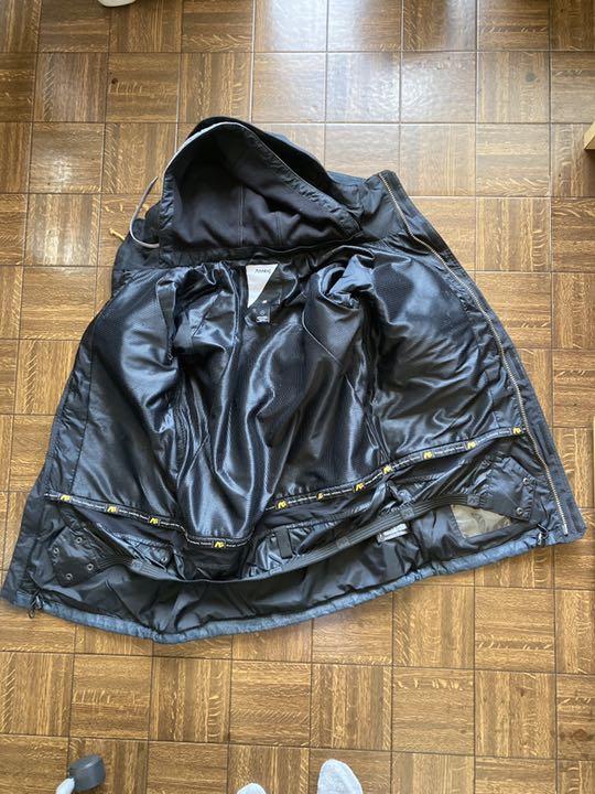 ルカリ⒢ BURTON ボードウエア 新品未使用 ZS5CL-m62304640220 Analog バートン