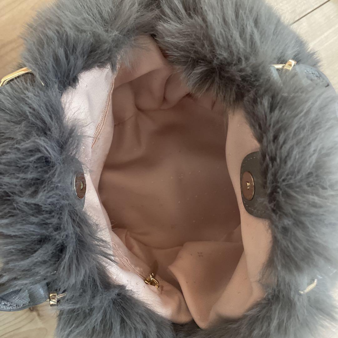 ❇️ 美品 アンテプリマ ファーバッグ ポンポン POMPON