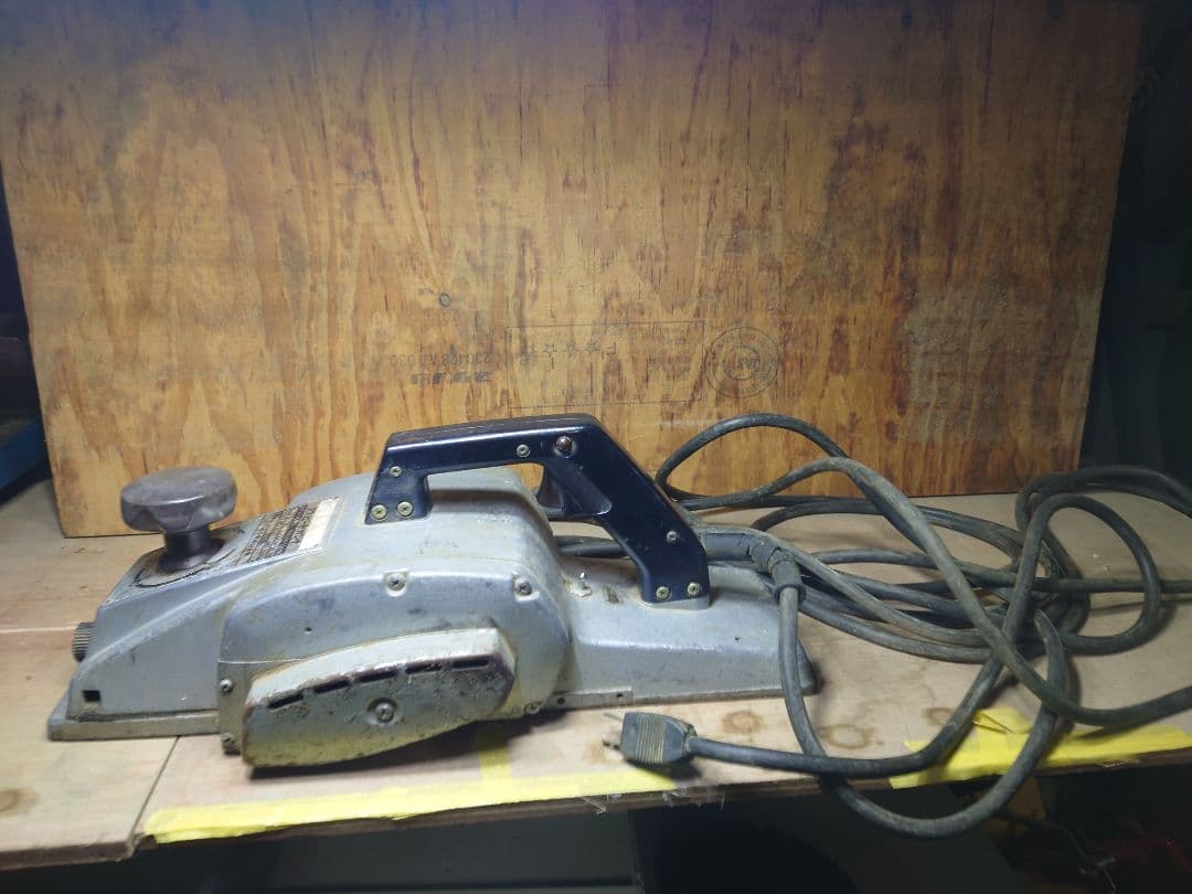 電動プランナー(電動カンナ)※ジャンク品 電動プランナー(電動カンナ)※ジャンク品