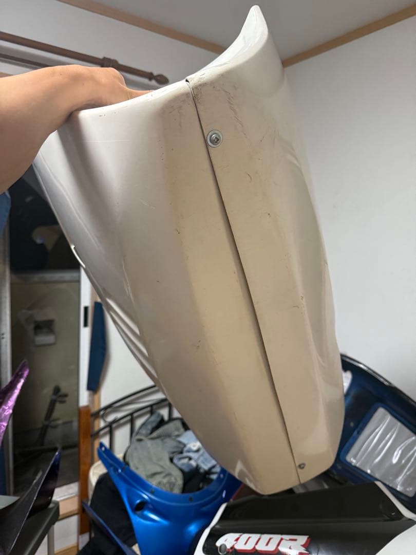 才谷屋アンダーカウル目立った傷や汚れなし