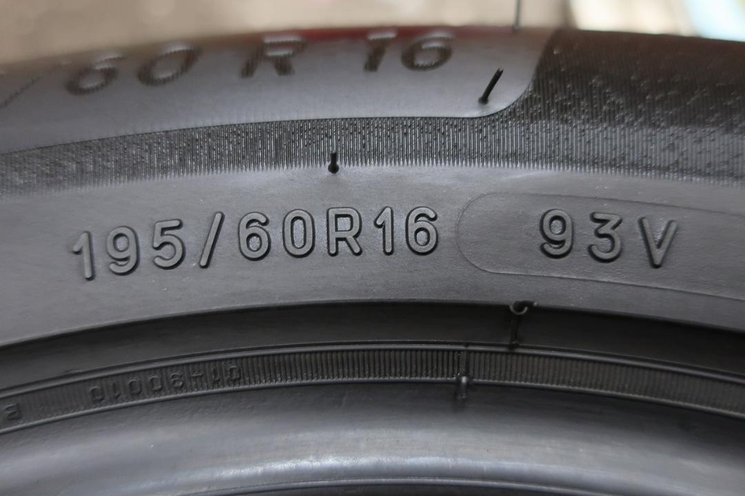 Yoshihiro様送料込　ミシュラン　プライマシー４　195/60R16