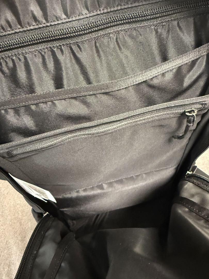 【最終価格】【新品同様】アークテリクス アロー22 ARC'TERYX