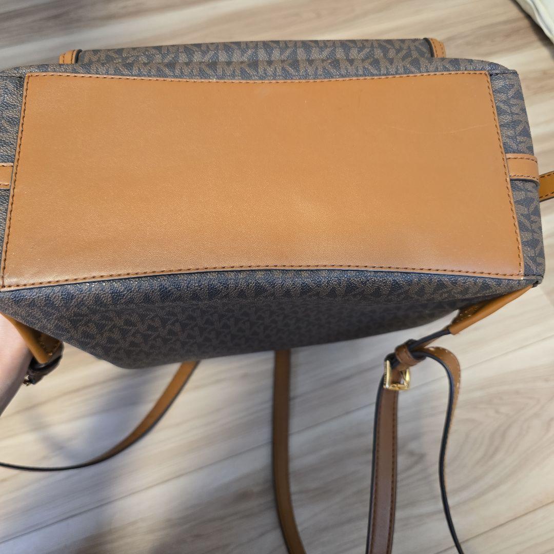 MICHAEL KORS ダークブラウン リュック