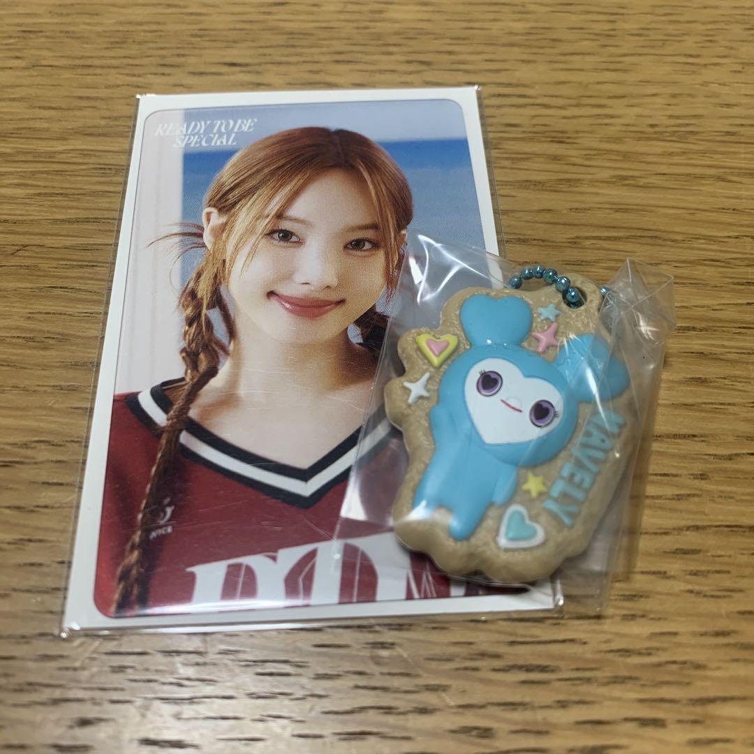 TWICE ナヨン キーホルダー キーリング ストラップ コンプ 未開封品 TWICE ナヨン 公式トレカ キーホルダー セット - メルカリ