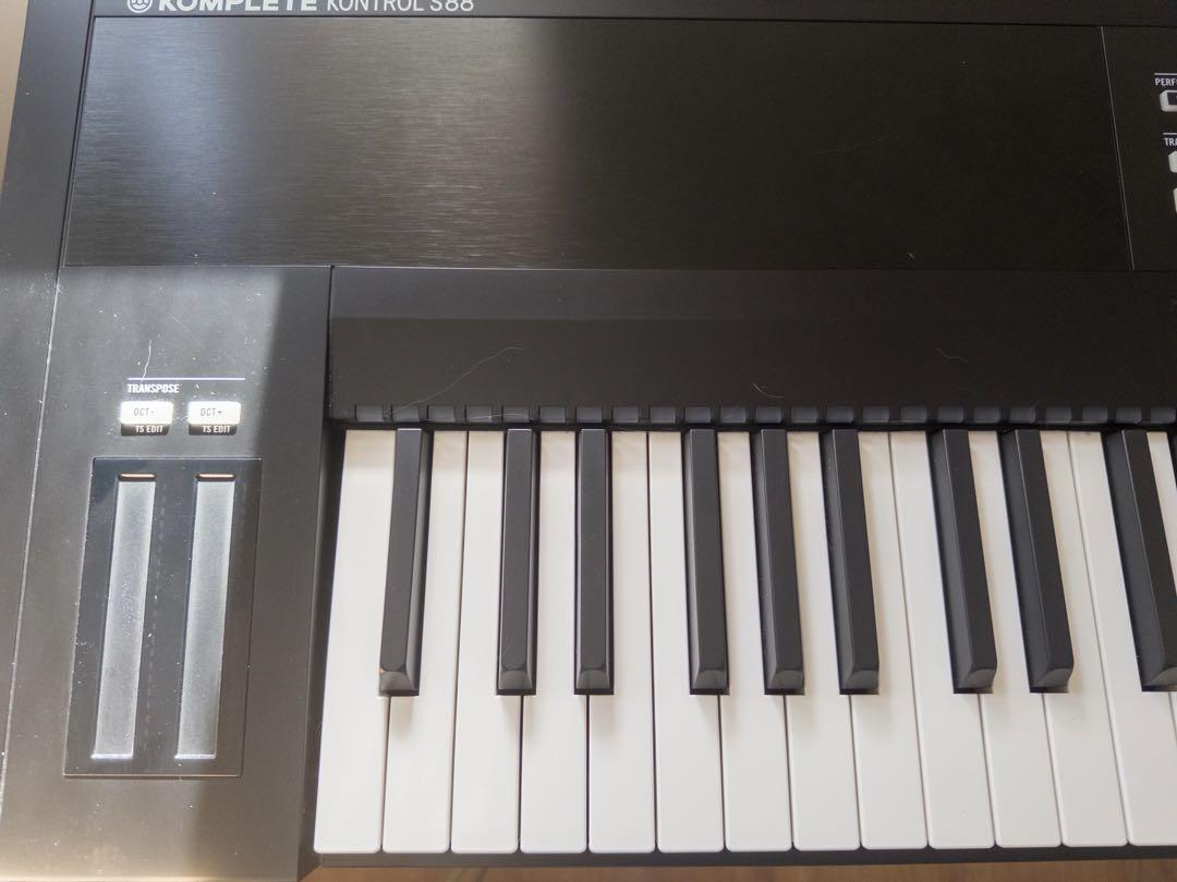 【美品・箱あり】KOMPLETE KONTROL S88 MIDIキーボード 中古】Native Instruments Komplete Kontrol S88 MIDIキーボード