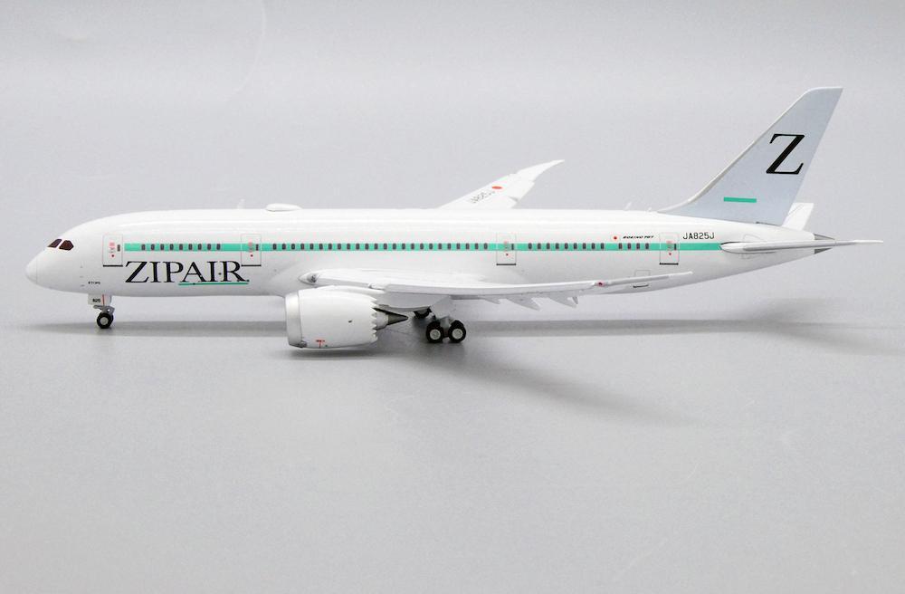 JC 1:400 ZipAir B787-8 JA825J フラップダウン