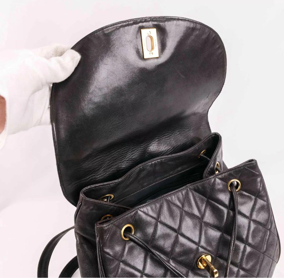 Chanel ブラックレザー リュック・バックパック - メルカリ