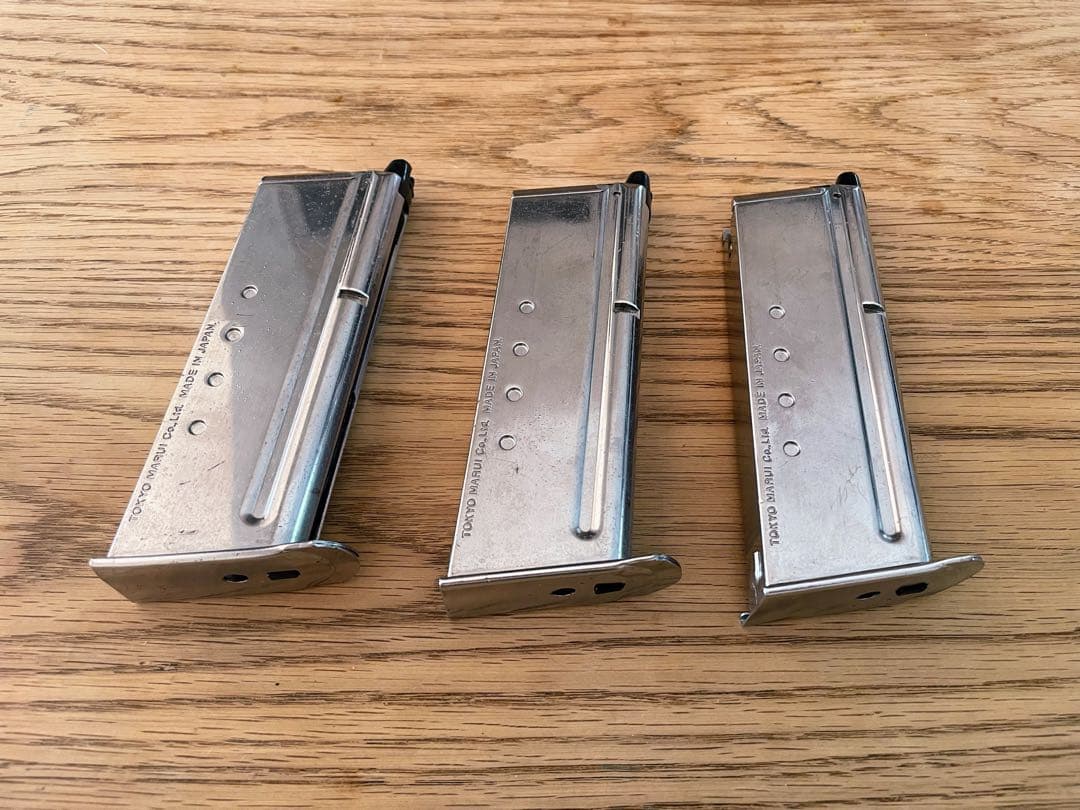 東京マルイ　デザートイーグル クロームステンレス　ガスガン