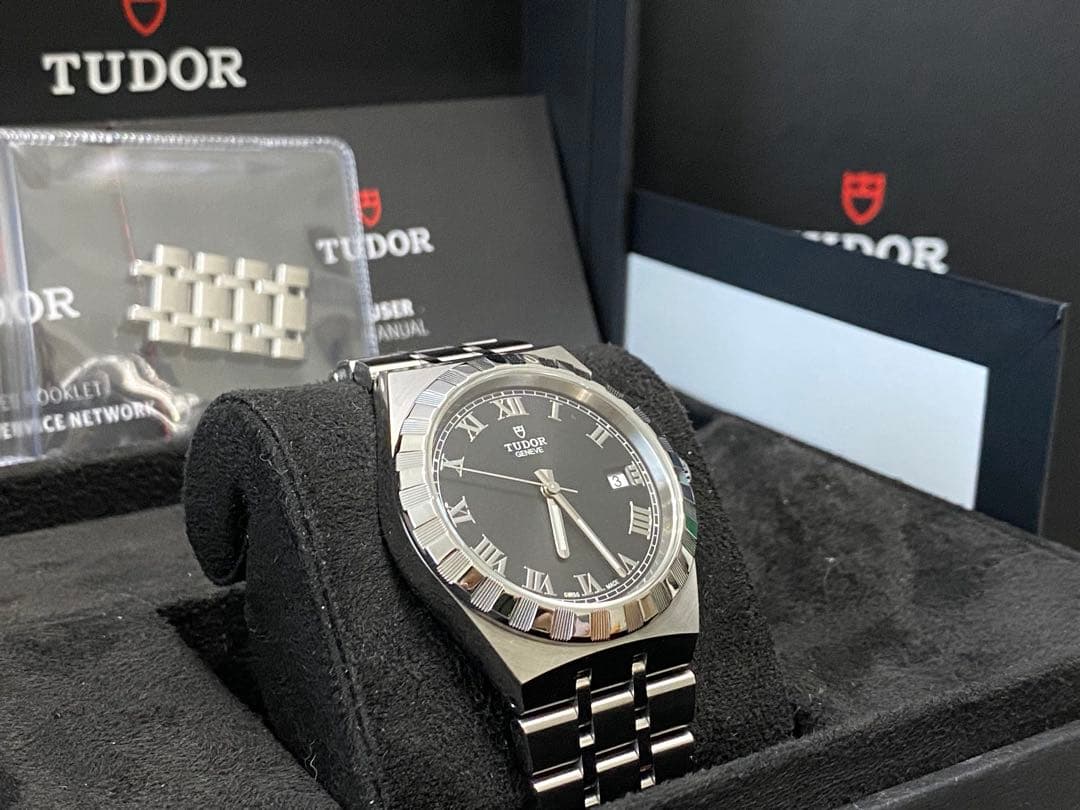 TUDOR ロイヤル ブラック 28500 38mm
