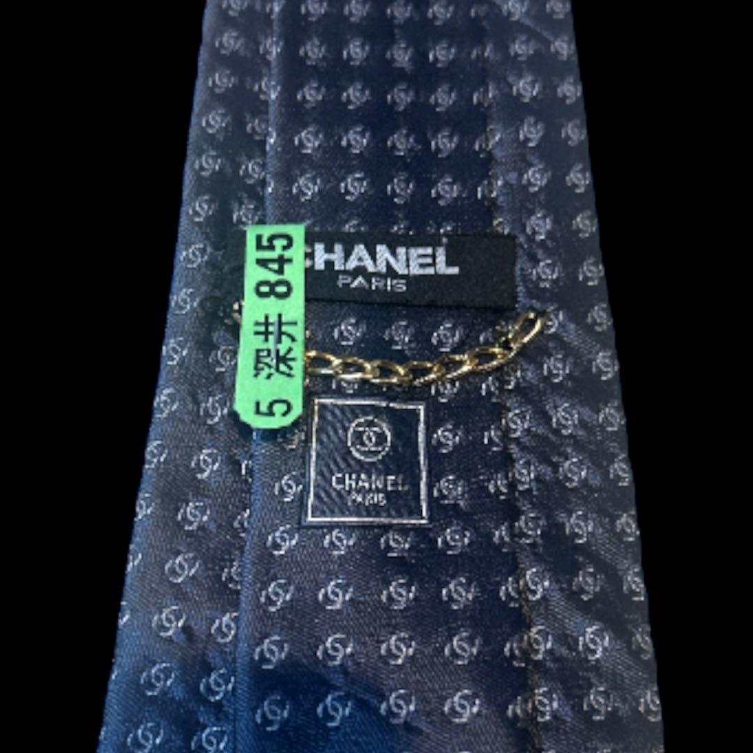 クリーニング済み 世界最高峰 CHANELシャネル CCココマーク ネクタイ クリーニング済み 世界最高峰 CHANELシャネル CCココマーク ネクタイ