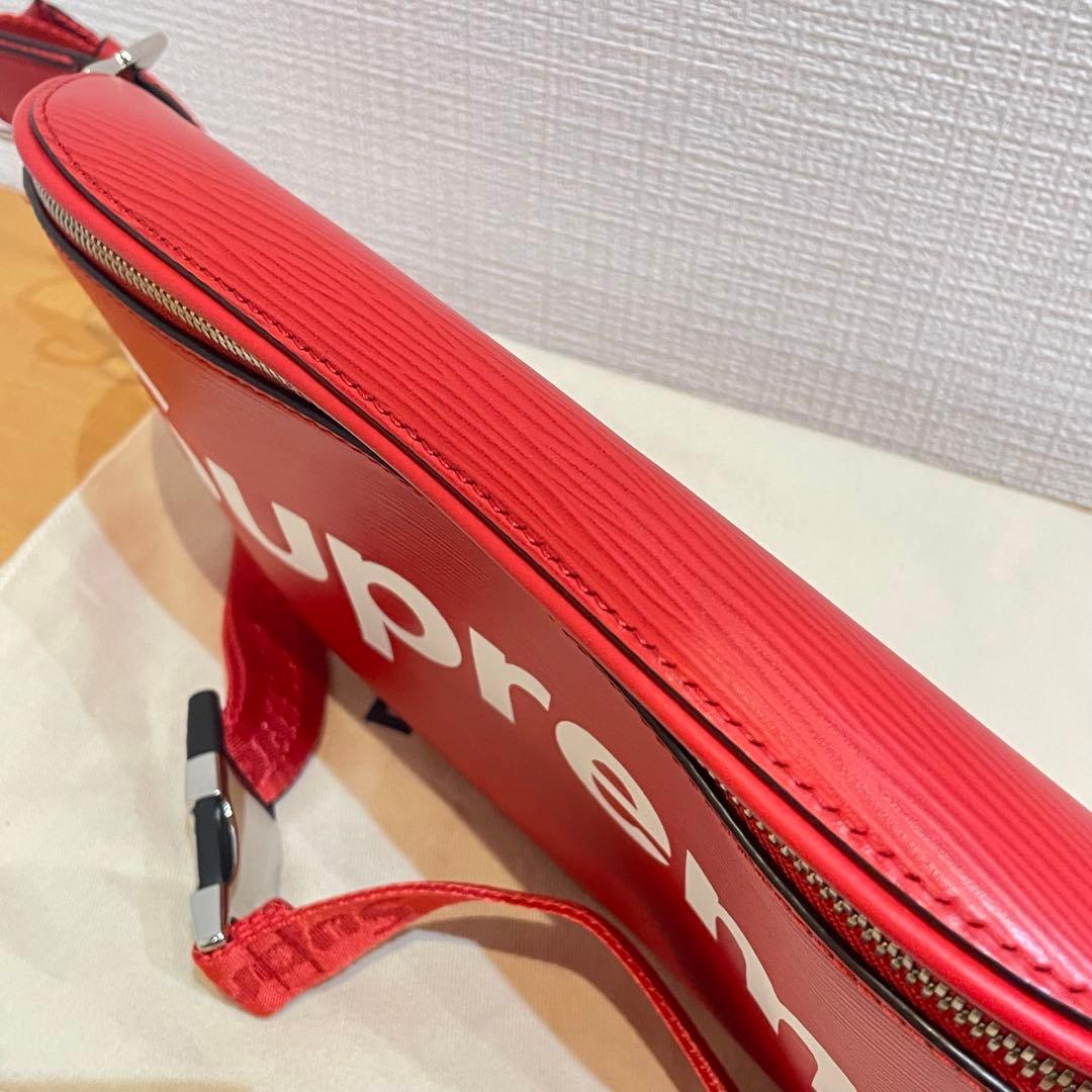 シュプリーム×ルイヴィトン(LV)エピ バムバッグ 赤 20H2211 シュプリーム×ルイヴィトン(LV)エピ バムバッグ 赤 20H2211