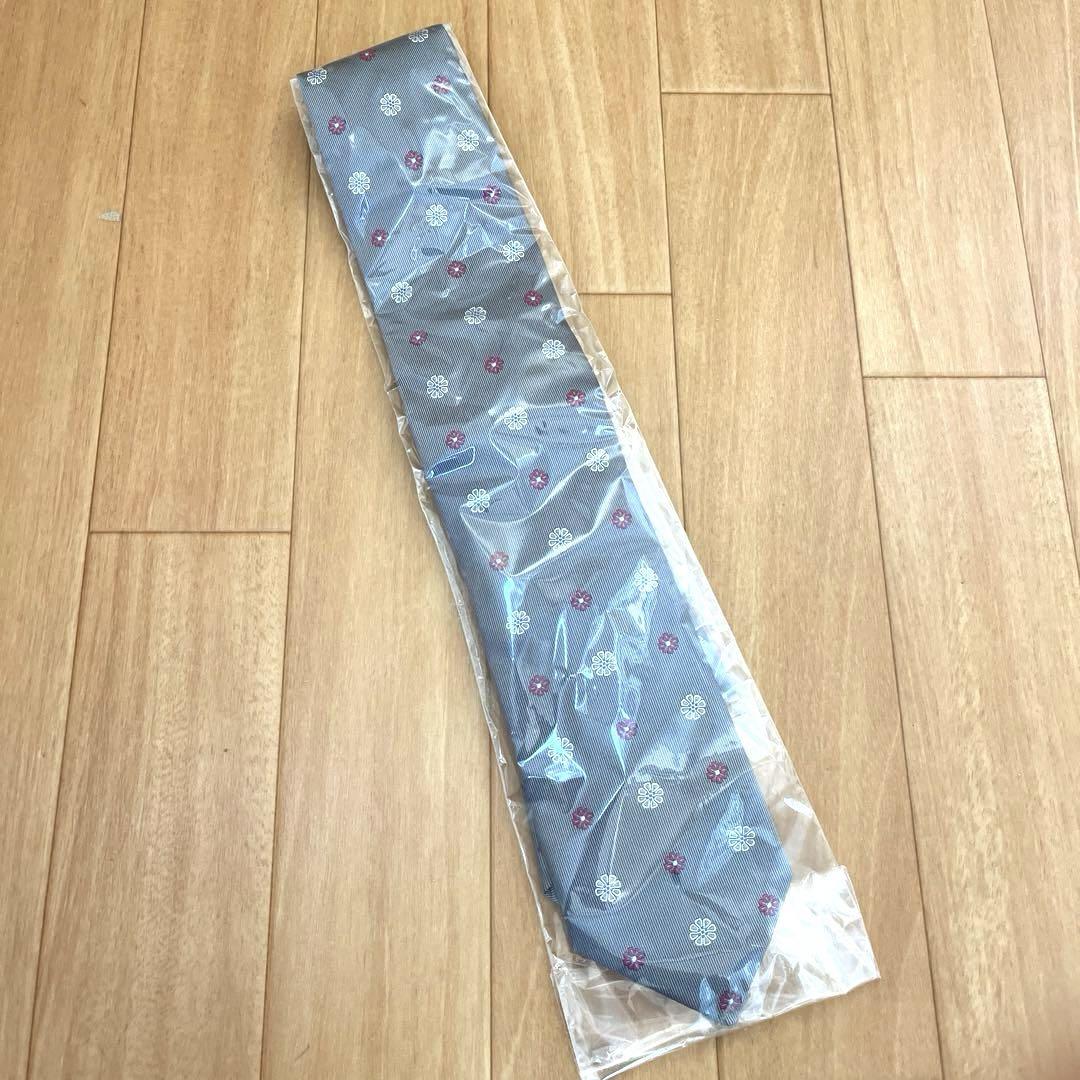 ナノユニバース シルク100% グレー花柄ネクタイ サイズF