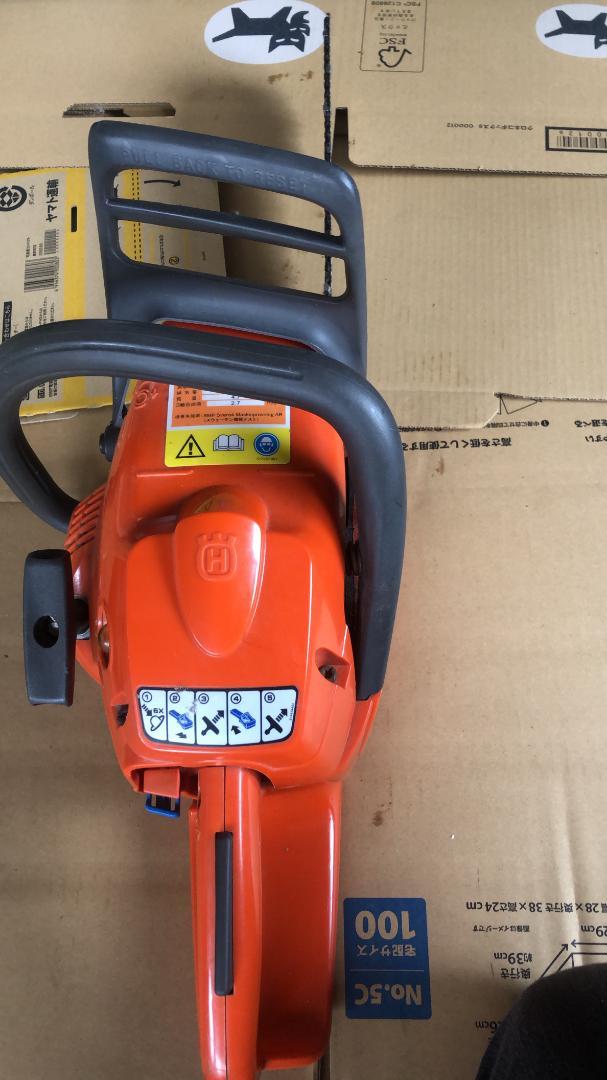 チェンソーHusqvarma