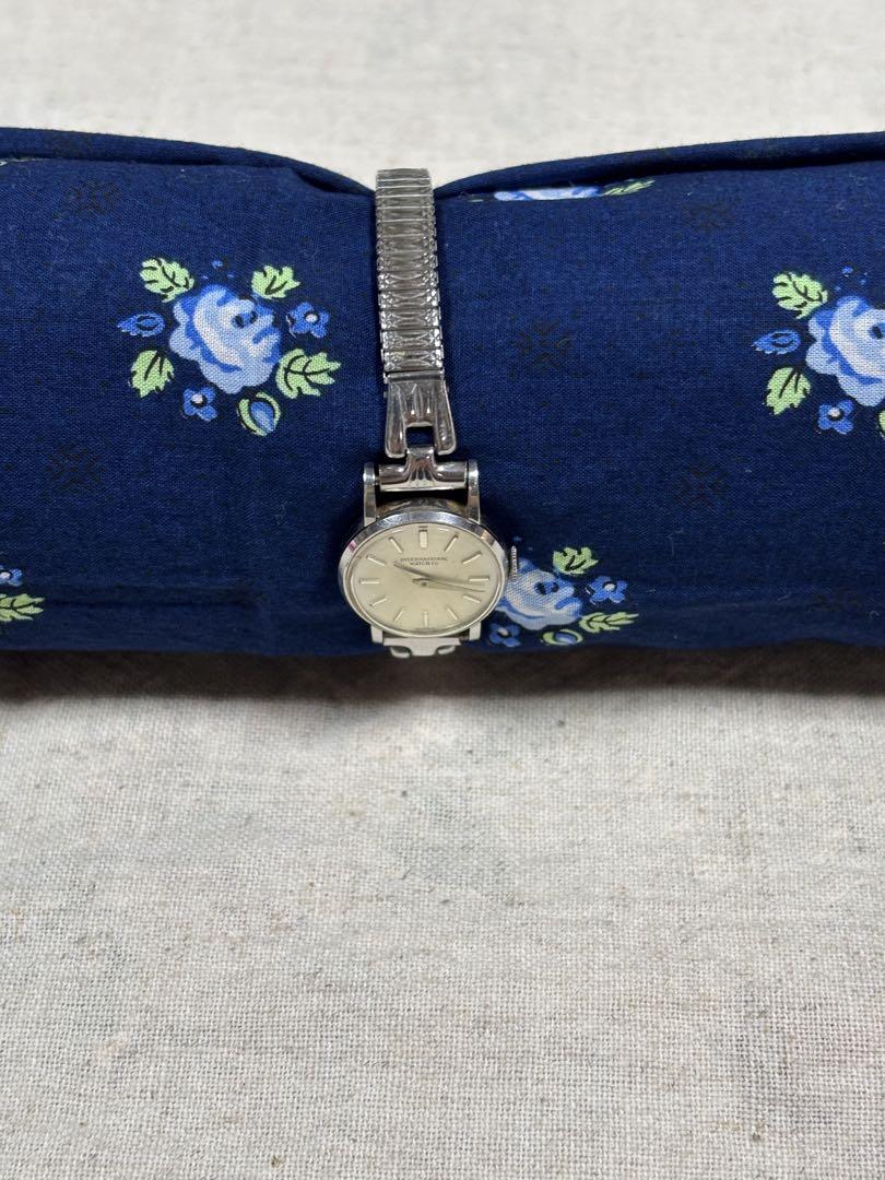 稼働品INTERNATIONAL WATCH CO. 手巻き時計 ヴィンテージ